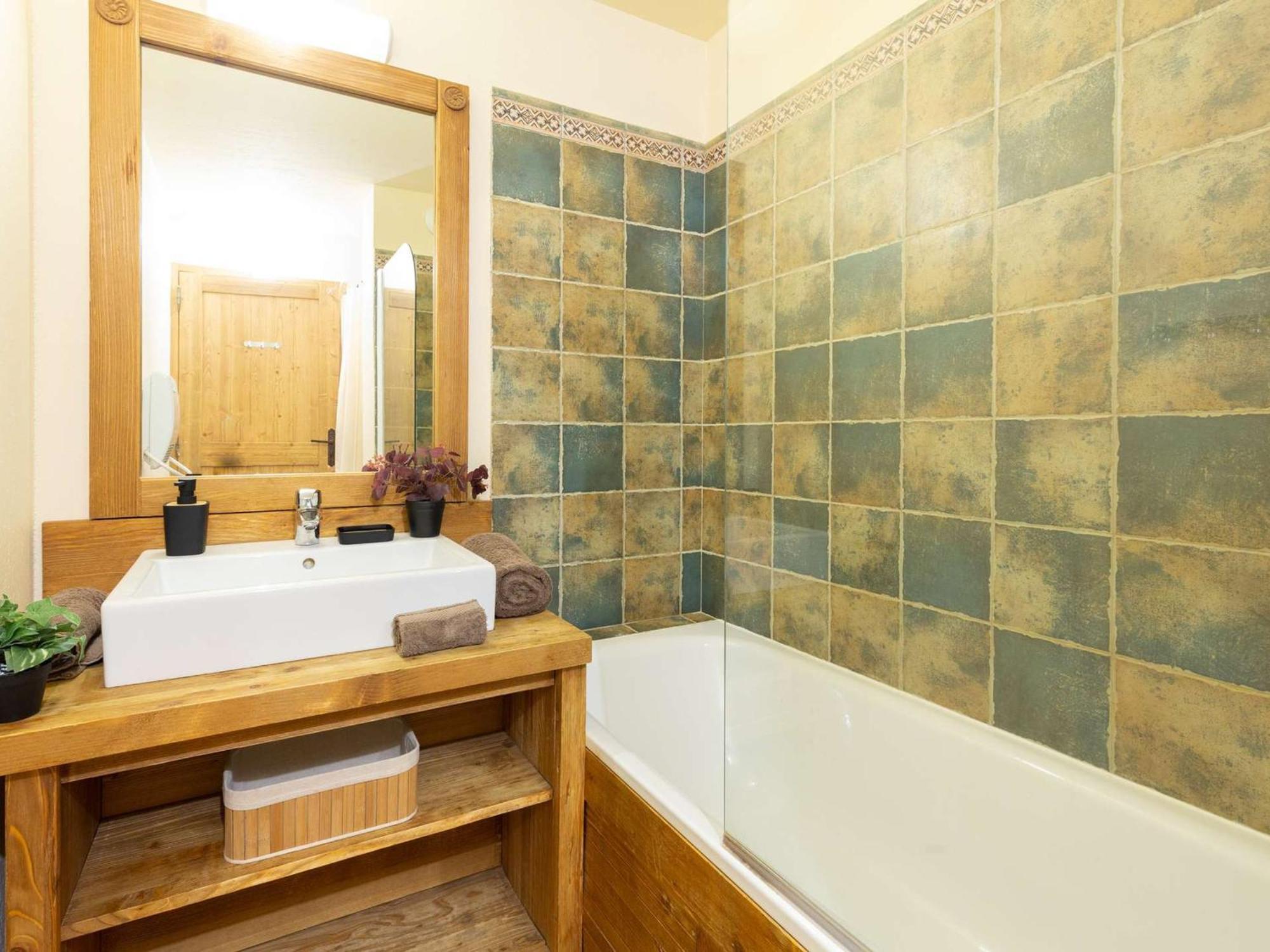 Appartement De 70 M² Au Centre-Ville Avec Piscine, Hammam, Sauna Et Balcon Bien Expose - Fr-1-296-392 Saint-Lary-Soulan Exteriér fotografie